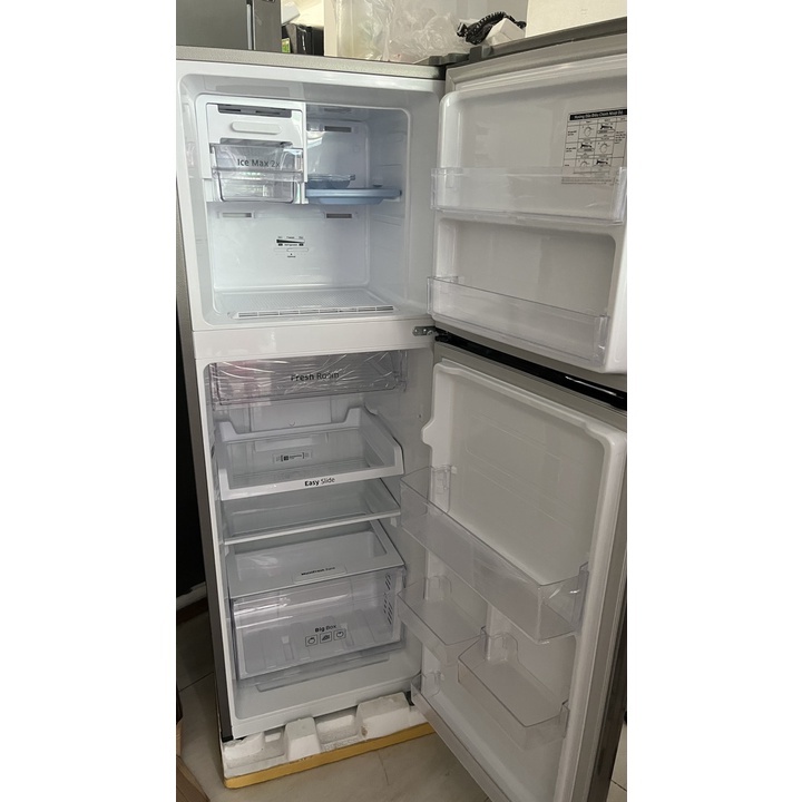 Tủ lạnh Samsung Inverter 234 lít RT22FARBDSA - Showroom Tivi TPHCM