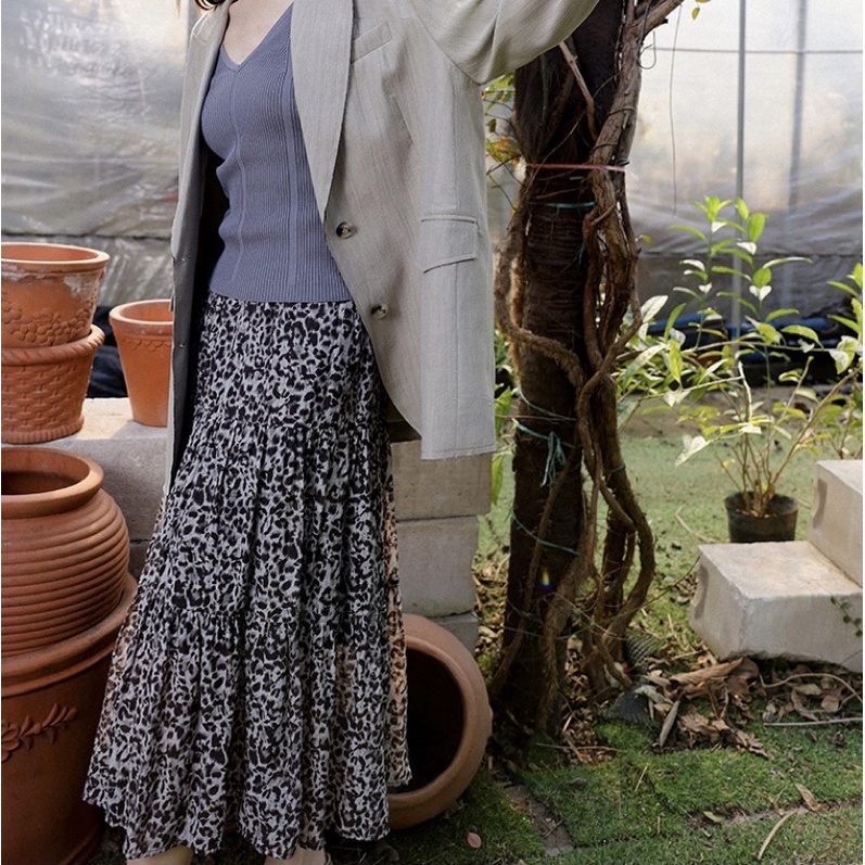 Chân váy dài lưng cao họa tiết da báo dáng xoè QC M01