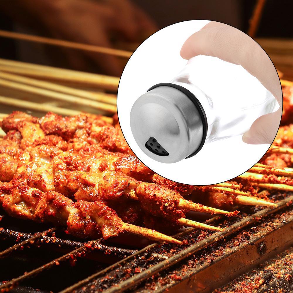 Bình Lắc Tiêu Bằng Thủy Tinh Có Lỗ Rót Tiện Dụng