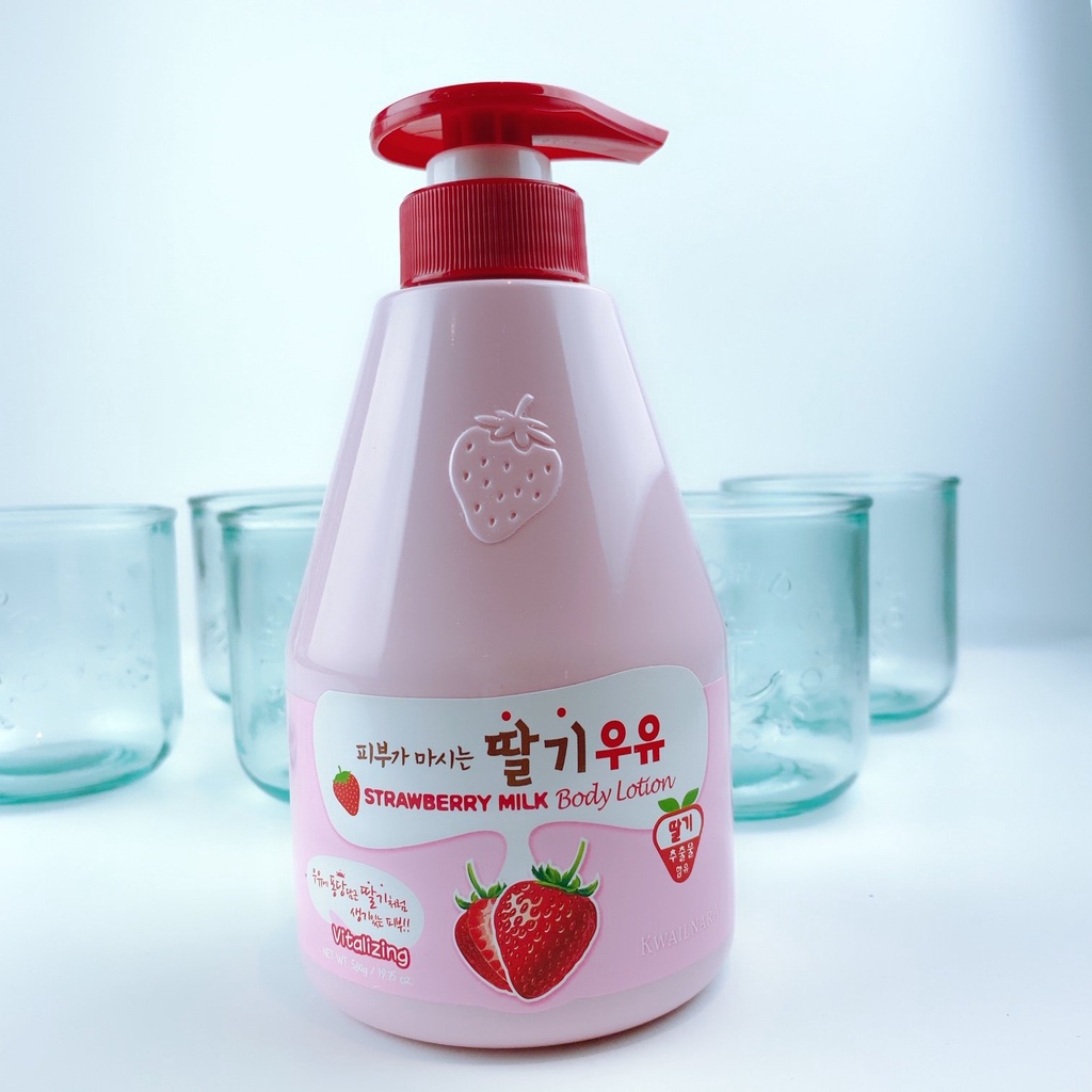 Sữa tắm trắng, dưỡng da hoa quả Welcos Body Cleanser Hàn Quốc 560ml - Hương chuối, hương dâu và hương dưa gang