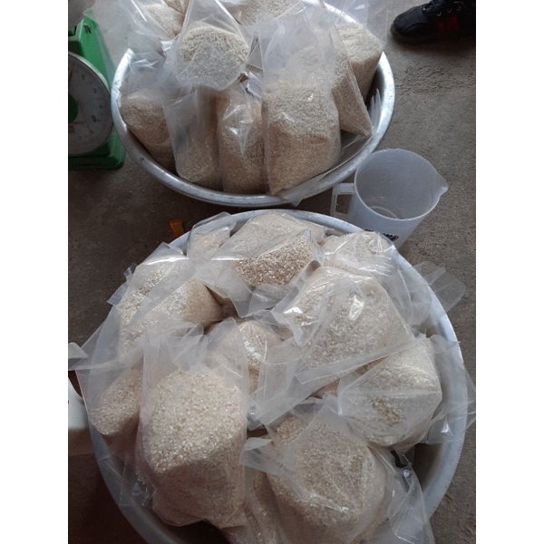 Nếp nương Lào đóng túi hút chân không gói 1kg