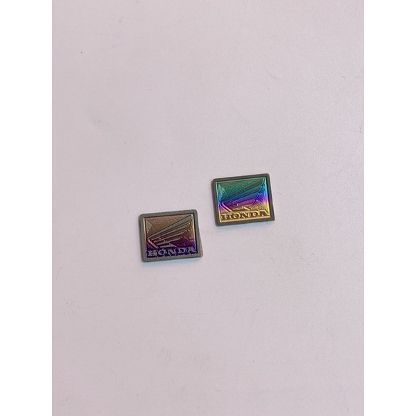 Tem Titan dán trang trí xe WRS, WA17, Vision 2011-2014...có sẵn keo