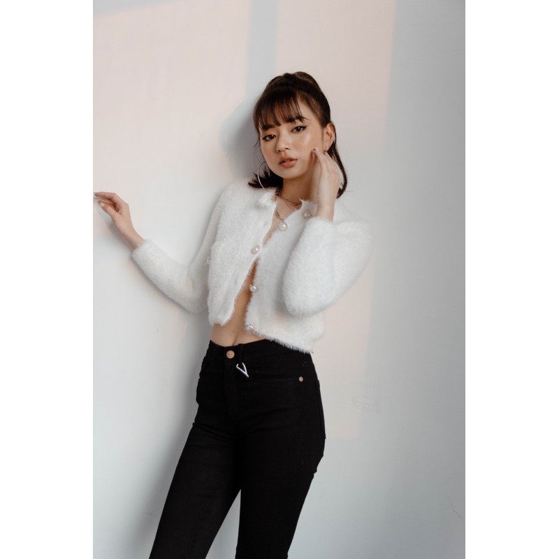 Áo cardigan len lông mịn dáng ngắn khuy ngọc túi ngực Mia Ritta A2015 | BigBuy360 - bigbuy360.vn