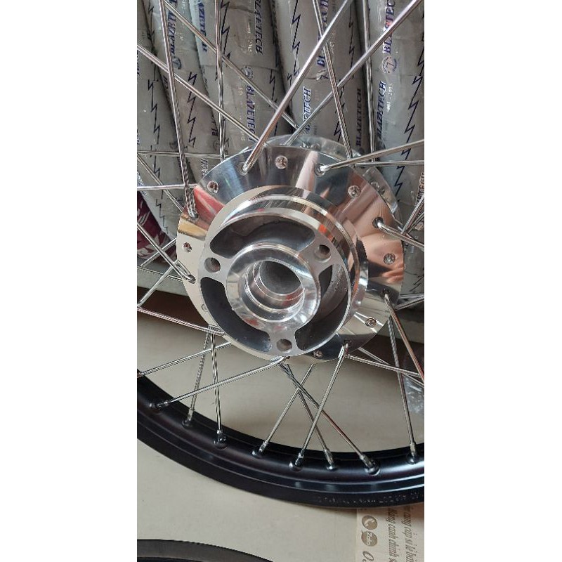 Bánh căm Raider Satria niềng nhôm banzai 1.4/1.6 đã rút căm sẵn về gắn như zin