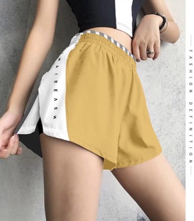 Quần short xẻ 2 lớp
