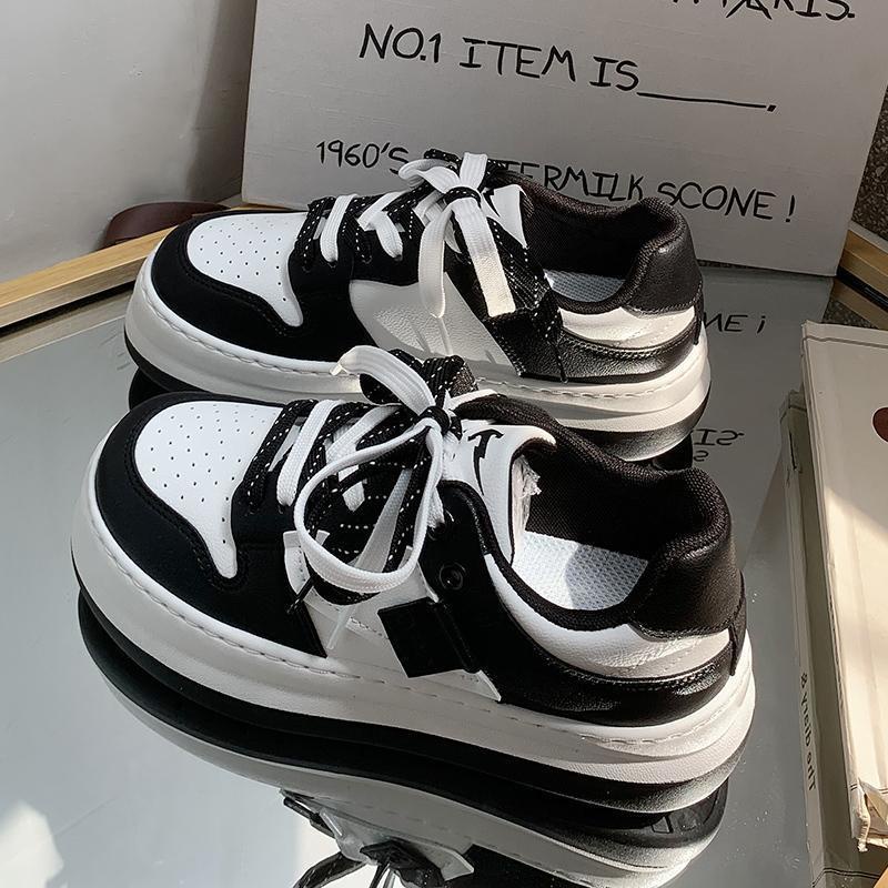 Giày Thể Thao Trắng Đen Cột Dây Phong Cách Nhật Bản