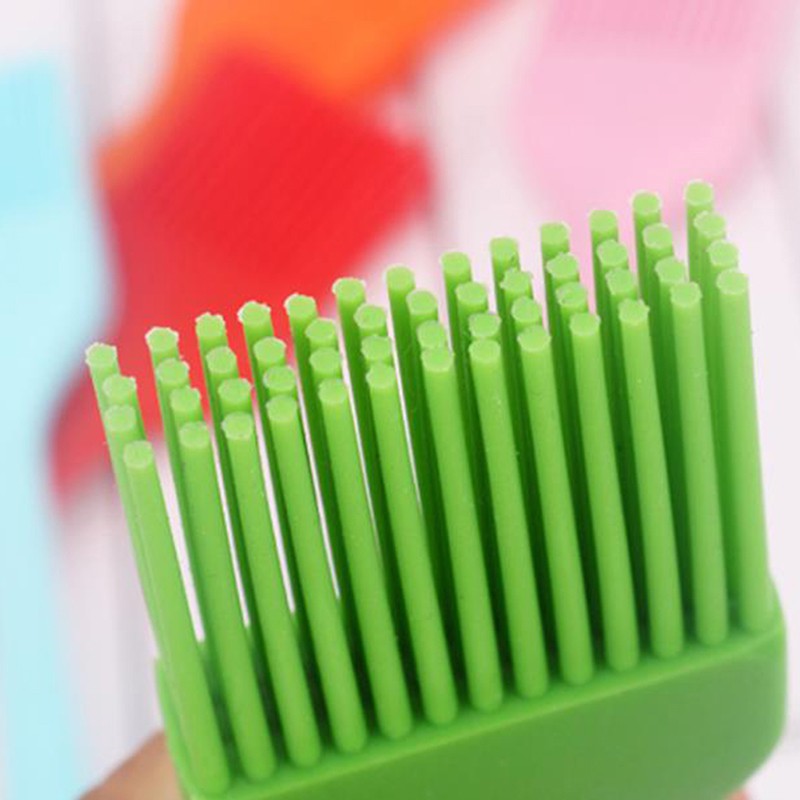 1 Cây Vét Dầu Silicon Không Dính Cho Nhà Bếp