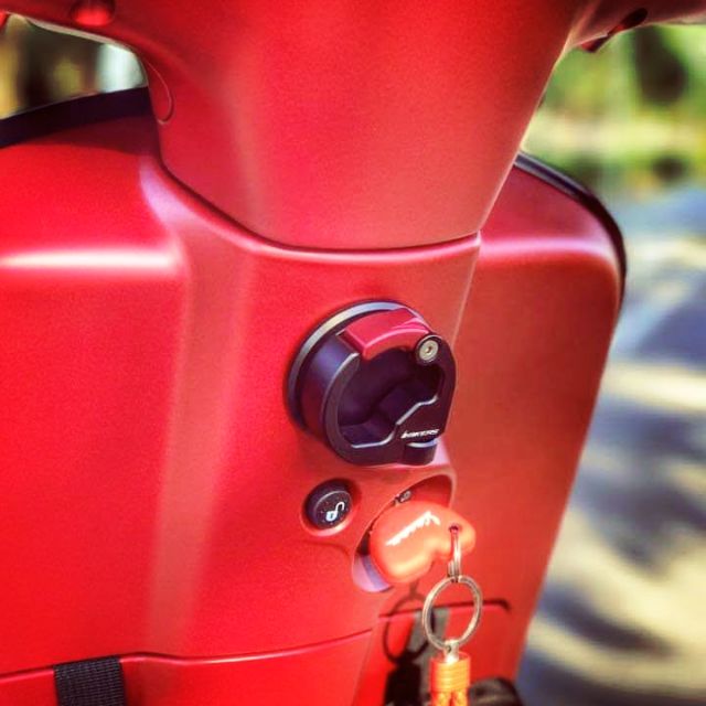 MÓC TREO ĐỒ VESPA PIAGGIO