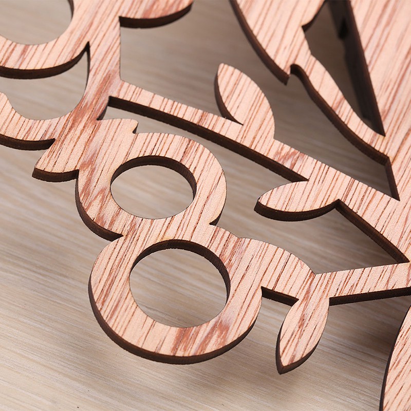 Đồng hồ gỗ treo tường khắc hình cây 3D độc đáo