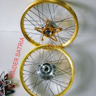 CĂM Đùm Niền RAIDER SATRiA Niền BANZAI kèm Pat đĩa ngôi sao