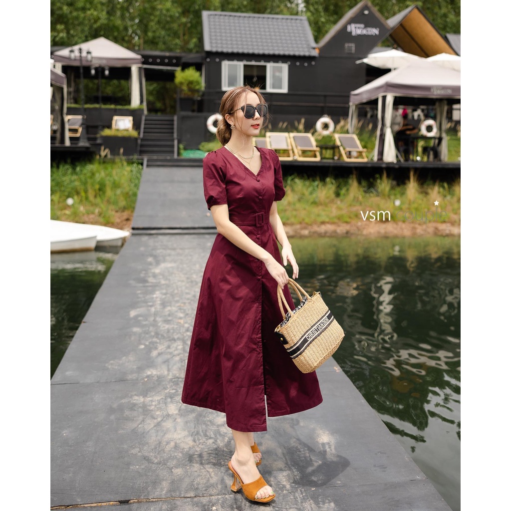 Đầm đôi nam nữ dự tiệc màu mận đầm nữ kèm thắt lưng đồng bộ sang trọng