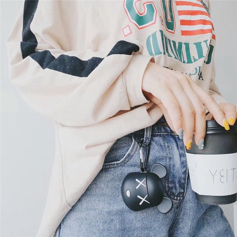 Vỏ Bảo Vệ Hộp Sạc Tai Nghe Airpods 2 Hình Gấu Kaws Xinh Xắn | BigBuy360 - bigbuy360.vn