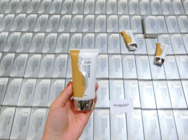 Kem nền - chống nắng DD Cream Tone Up Genie ( date mới - bán sỉ ) | BigBuy360 - bigbuy360.vn