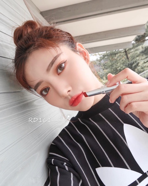 Son shu uemura vỏ đen, mẫu mới nhất