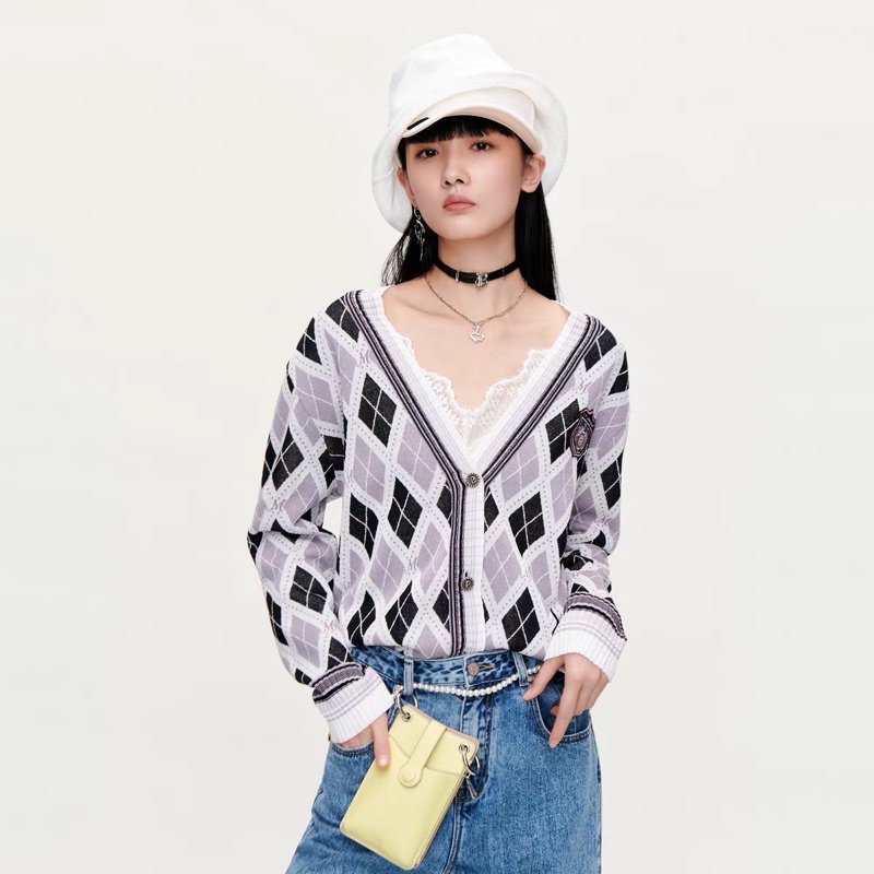 Áo len cadigan Peacebird