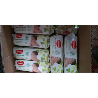 [HCM] Khăn ướt Huggies không mùi - 64 miếng