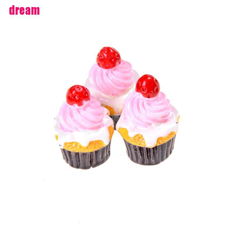 Bộ 3 Mô Hình Bánh Dâu Tây Mini Dùng Để Trang Trí