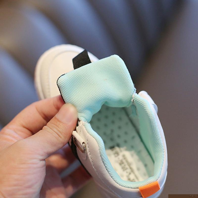 Giày thể thao đế mềm chống trượt cao cấp cho bé