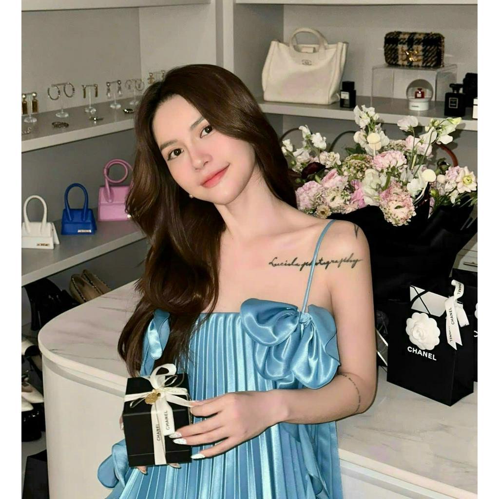 Đầm 2 dây lụa bóng dập ly phối nơ dáng babydoll phối bèo tầng 4 màu y hình siêu xinh