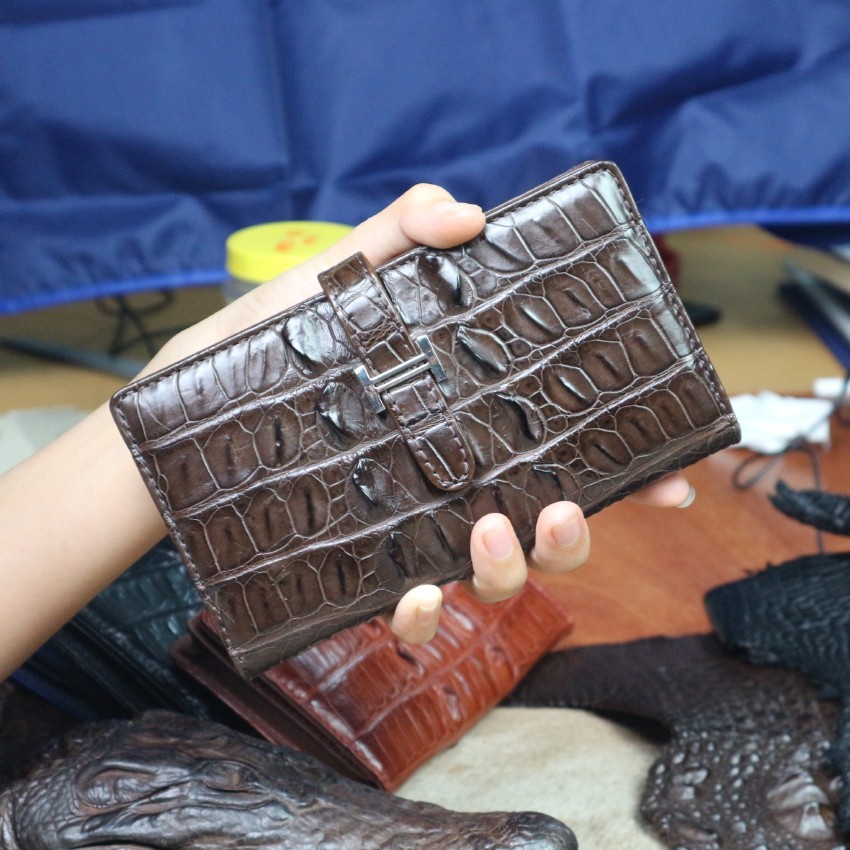 Ví nữ cầm tay da cá sấu thật Fadoda màu nâu - FCW26-02