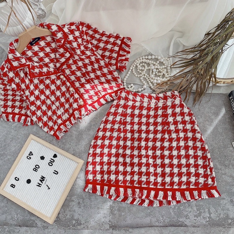 set áo croptop kiểu tay ngắn và chân váy sọc kẻ đỏ/ set dạ tweed