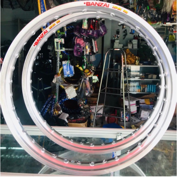 Niềng nhôm Banzai size 1.4 -17inchs dùng xe số vỏ 70/90-17 Và 80/90-17