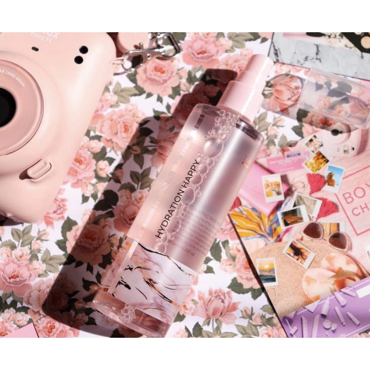 MANNA KADAR BEAUTY xịt khoảng, toner, khóa makeup Hydration Happy Face Mist 19$ Boxycharm