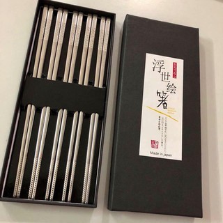 Set 5 đôi đũa inox 304 japan - mẫu hoa văn