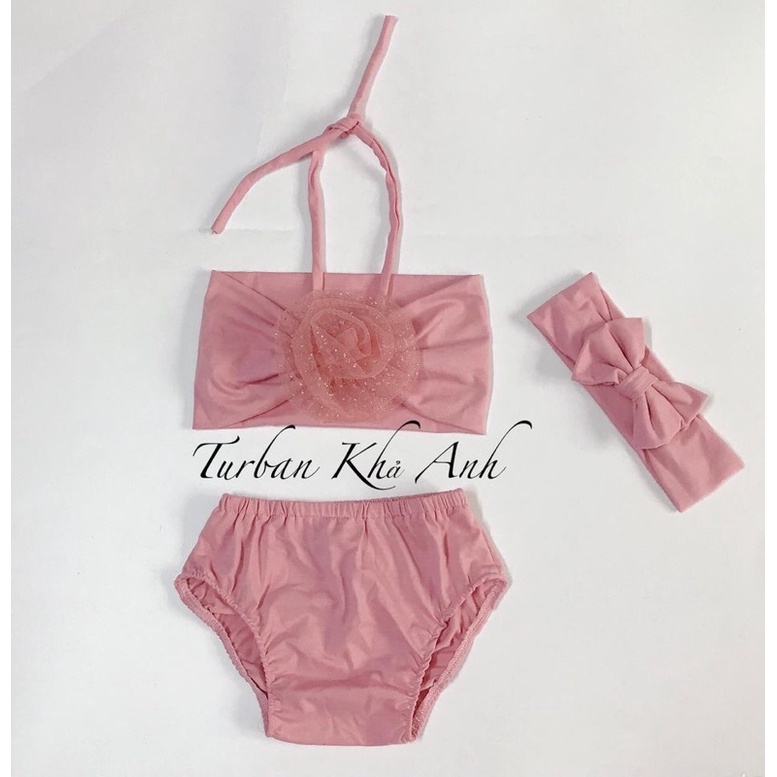 Bikini siêu xinh cho bé đi biển chụp hình