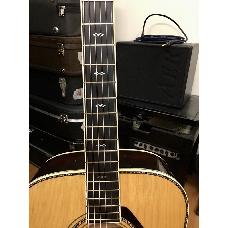 Guitar Acoustic Yamaha L8