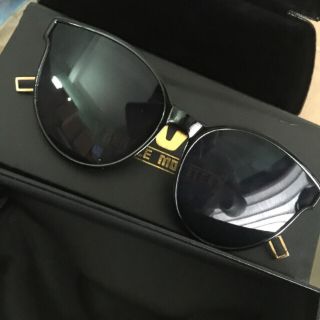 Kính MG full box