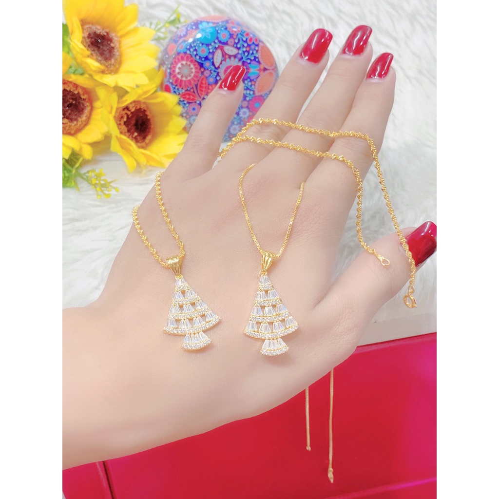 Mặt dây chuyền nữ mạ vàng 18K UHA kiểu dáng sang trọng M