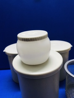 DỤNG CỤ RỬA CỌ<Cốc tròn- hộp chữ nhật>