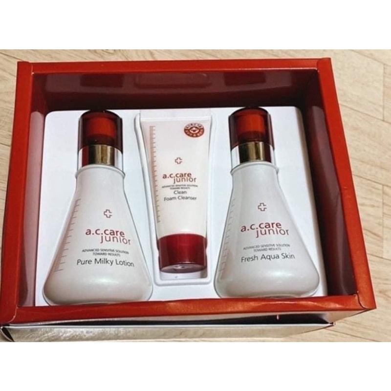 Bộ dược mỹ phẩm A.C CARE dành cho da mụn, nhạy cảm, trẻ vị thành niên