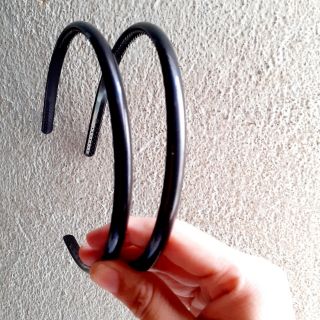 Bờm Cài tóc trơn màu đen nhựa mềm (bản 8mm)