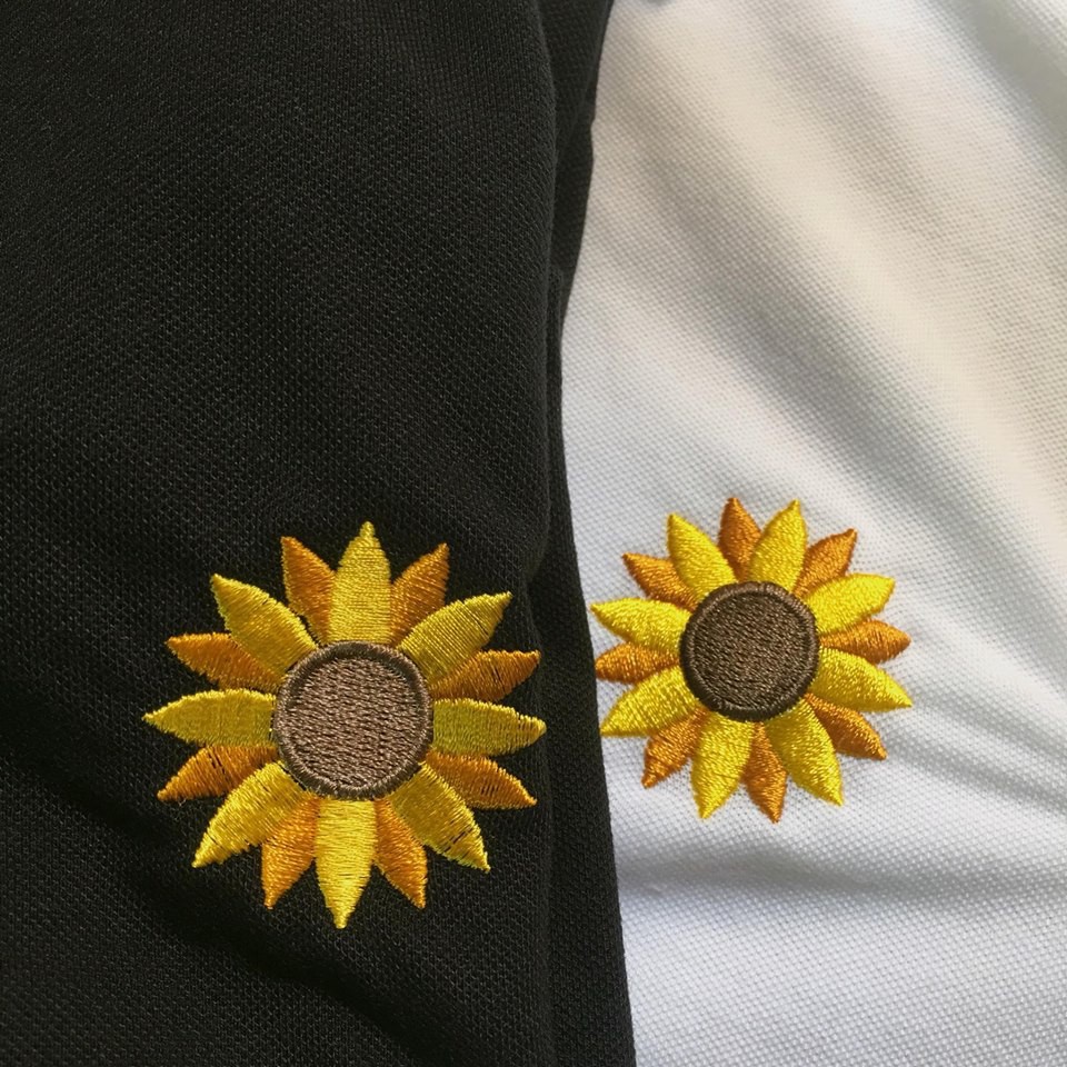 Áo Polo Thêu Hướng Dương Màu Trắng