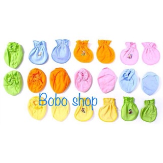 Combo nón,bao tay chân màu cho bé(5 nón tai thỏ in hình,5 đôi bao tay,5 đôi bao chân dún màu Trâm Vy-MH)