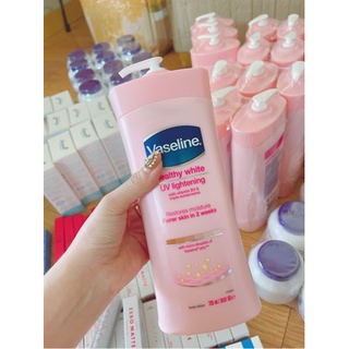 Sữa dưỡng thể Vaseline Healthy White UV Lightening Body Lotion 725ml