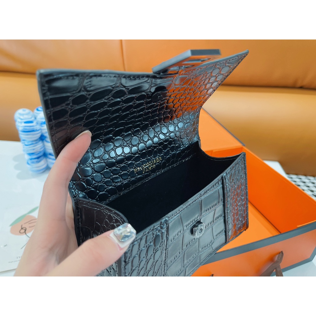 Ví Da Bò Đính Đá Thời Trang Dành Cho Nữ