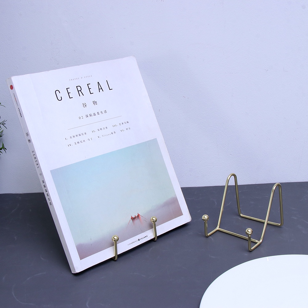 Giá giữ trưng bày đĩa tranh ảnh huy chương bằng sắt rèn kiểu dáng hình học độc đáo dành cho trang trí