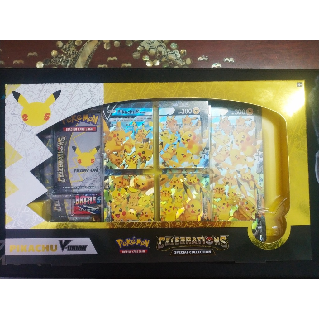 Hộp sưu tập Pokémon TCG: Celebrations - Special Collection (Pikachu V-Union)