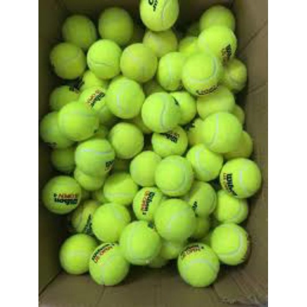 Bóng tennis cũ