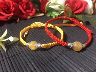 Vòng tay tết dây may mắn