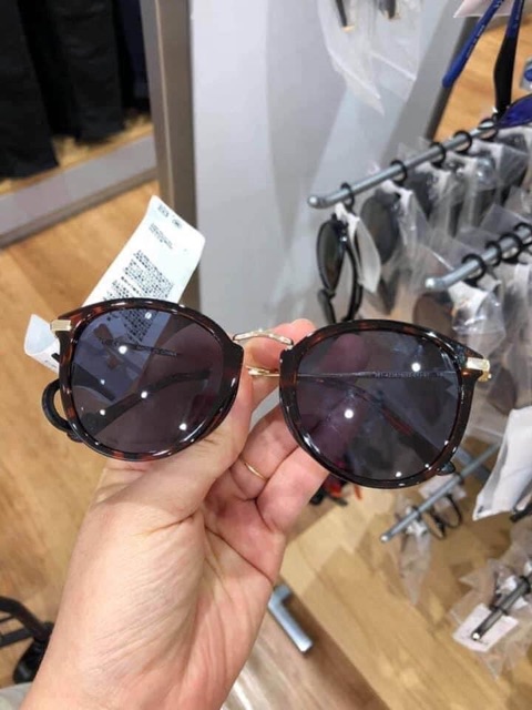 Kính Uniqlo Nhật