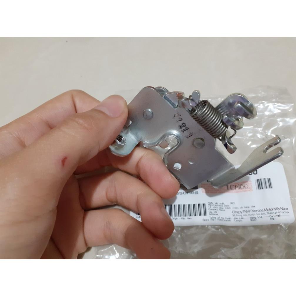 Khóa yên Nozza Yamaha