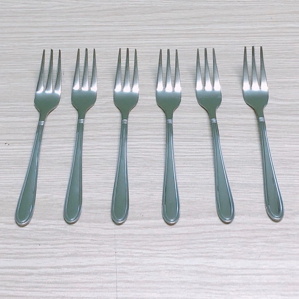 Nĩa Trái Cây cán viền đôi Inox cao cấp SUS430 không gỉ - Hiệu ST dài 13.5cm - Thép không gỉ sáng bóng