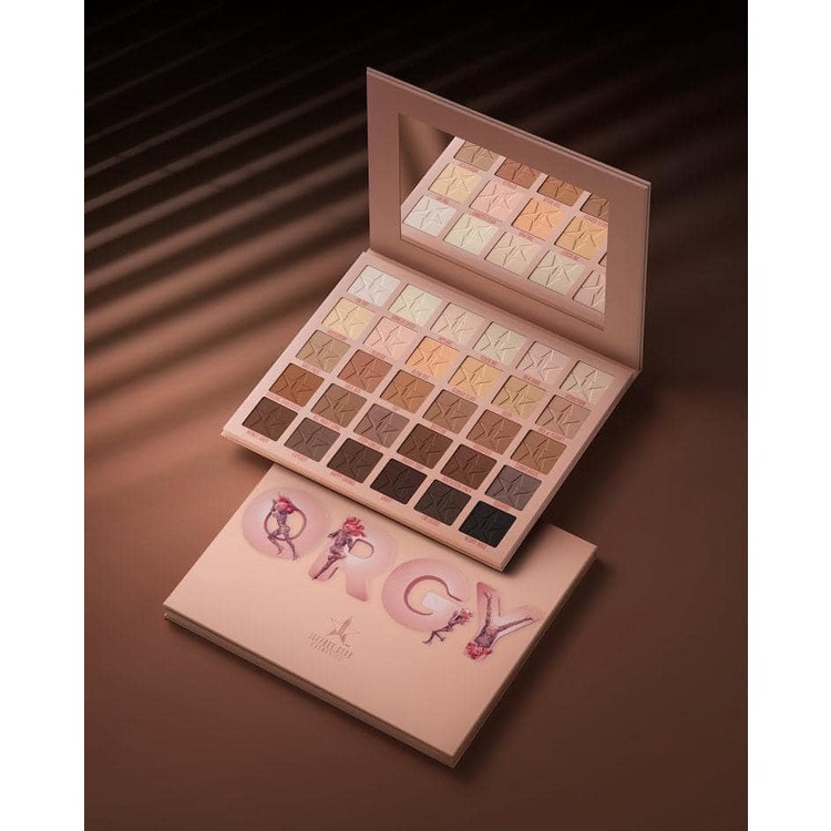 Bảng phấn mắt Jeffree Star kèm gương siêu to tiện dụng