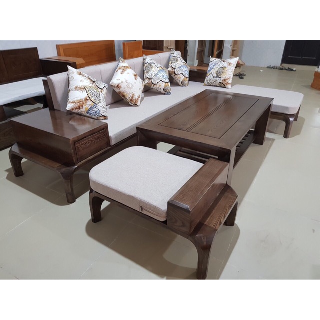 Bộ bàn ghế gỗ- Khách chốt lia lịa