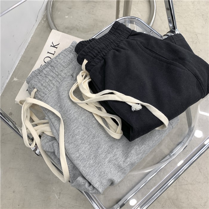 [Trợ giá] Quần short unisex nỉ da cá QS15, ống rộng,lưng thun quần đùi trơn nam nữ phong cách Hàn Quốc Leaf | BigBuy360 - bigbuy360.vn