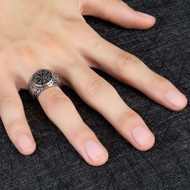 Nhẫn Nam Khắc Hình La Bàn Phong Cách Punk Rock